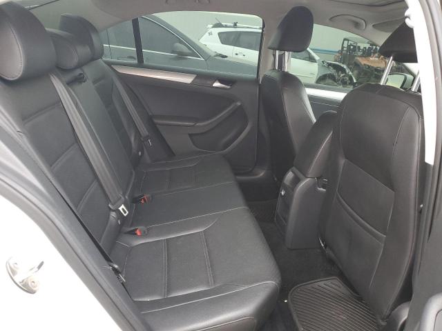 Photo 10 from auction – 2017 VOLKSWAGEN JETTA SE with VIN 3VWDB7AJ2HM413099