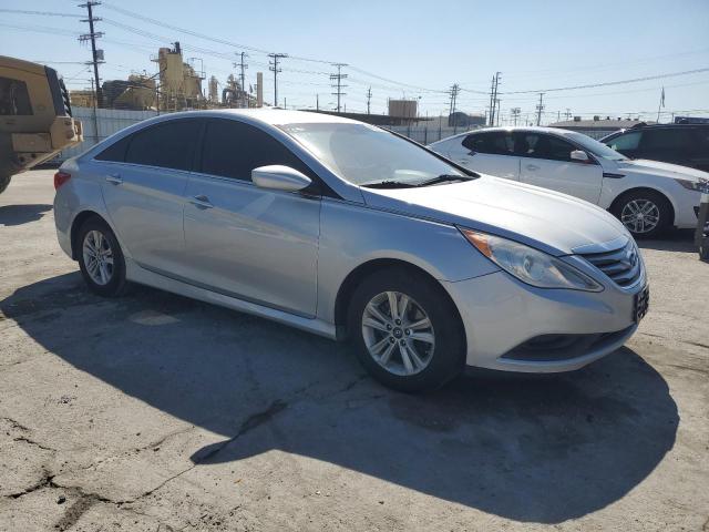 Photo 4 from auction – 2014 HYUNDAI SONATA GLS with VIN 5NPEB4AC0EH874892