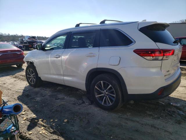 Photo 2 from auction – 2017 TOYOTA HIGHLANDER with VIN 5TDJZRFH6HS515704
