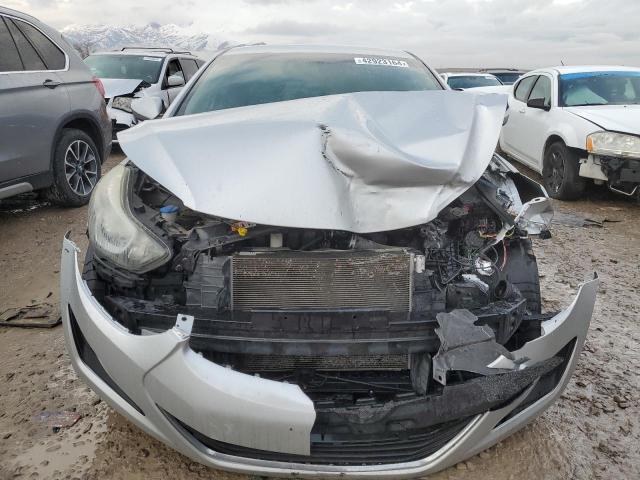 Photo 5 from auction – 2016 HYUNDAI ELANTRA SE with VIN 5NPDH4AE3GH755801