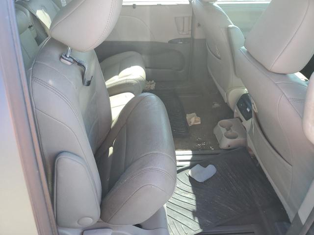 Photo 11 from auction – 2017 TOYOTA SIENNA XLE with VIN 5TDYZ3DC3HS789039