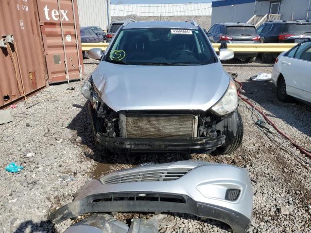 Photo 5 from auction – 2011 HYUNDAI TUCSON GLS with VIN KM8JU3AC3BU175692