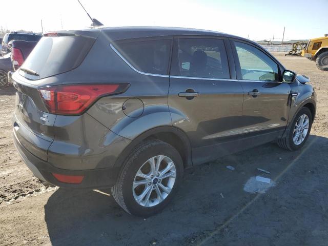 Photo 3 from auction – 2019 FORD ESCAPE SE with VIN 1FMCU9GD2KUA01897