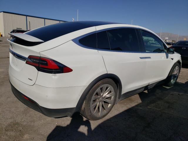 Photo 3 from auction – 2017 TESLA MODEL X with VIN 5YJXCDE20HF068609
