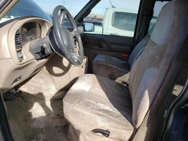 Photo 7 from auction – 2002 CHEVROLET ASTRO with VIN 1GBDM19XX2B150530