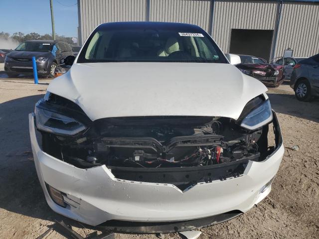 Photo 5 from auction – 2019 TESLA MODEL X with VIN 5YJXCBE23KF147073