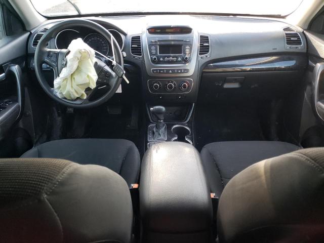 Photo 8 from auction – 2015 KIA SORENTO LX with VIN 5XYKTCA62FG623921