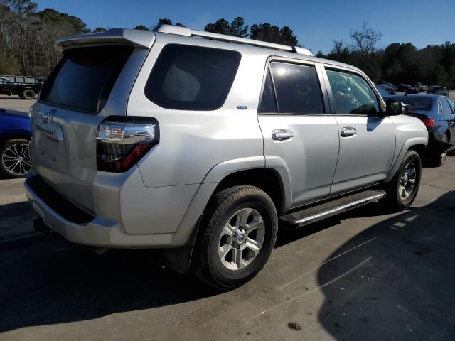Photo 3 from auction – 2018 TOYOTA 4RUNNER SR with VIN JTEZU5JR2J5174688