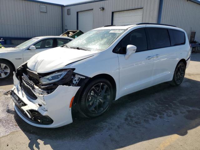 CHRYSLER PACIFICA L 2022 with VIN 2C4RC1GG5NR166664 - Photo from auction