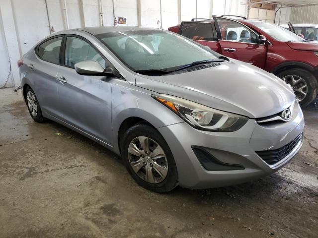Photo 4 from auction – 2016 HYUNDAI ELANTRA SE with VIN 5NPDH4AE9GH744902