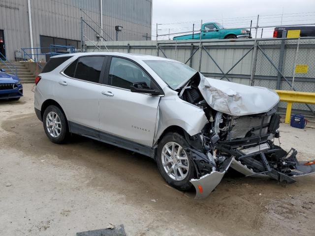 Photo 4 from auction – 2022 CHEVROLET EQUINOX with VIN 3GNAXTEV2NL134659