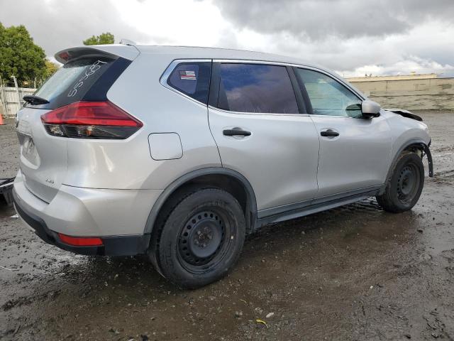 Photo 3 from auction – 2017 NISSAN ROGUE S with VIN KNMAT2MV0HP555689