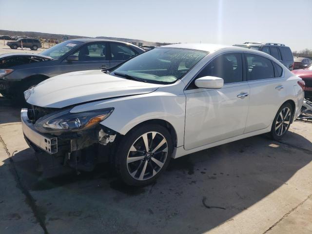 NISSAN ALTIMA 2.5 2017 with VIN 1N4AL3AP2HN318960 - Photo from auction