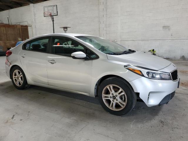 Photo 4 from auction – 2017 KIA FORTE LX with VIN 3KPFL4A7XHE132321