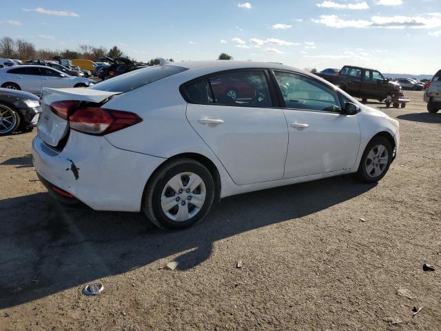 Photo 3 from auction – 2017 KIA FORTE LX with VIN 3KPFK4A78HE095501