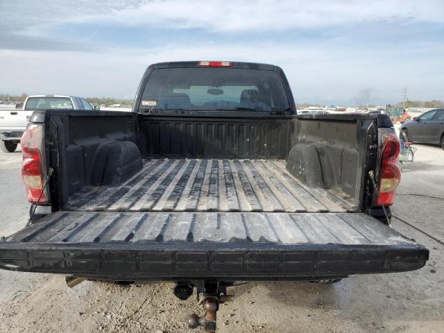 Photo 6 from auction – 2005 CHEVROLET SILVERADO with VIN 2GCEK19V551224820
