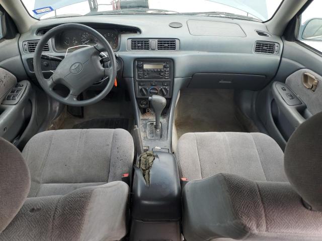 Photo 8 from auction – 2000 TOYOTA CAMRY CE with VIN 4T1BG22K3YU760681