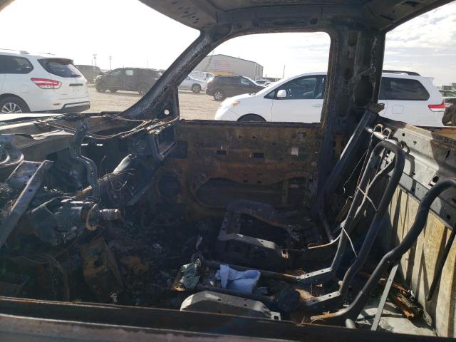 Photo 7 from auction – 2002 CHEVROLET SILVERADO with VIN 1GCEC14T52E187426