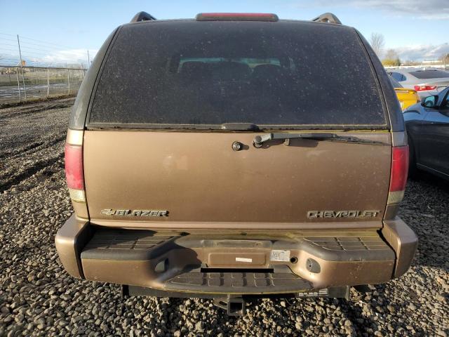 Photo 6 from auction – 2002 CHEVROLET BLAZER with VIN 1GNDT13W52K237936