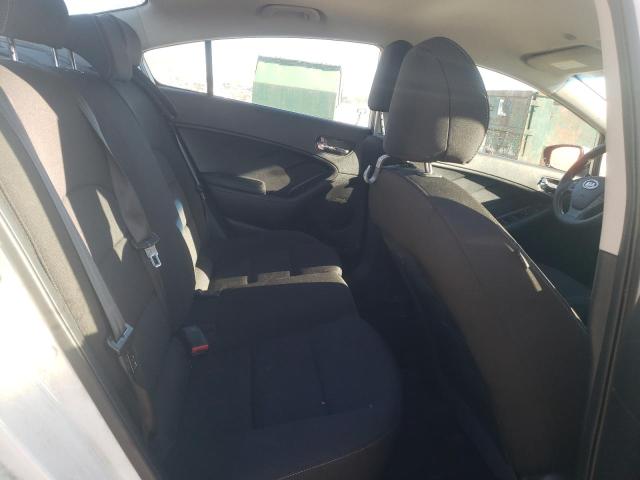 Photo 10 from auction – 2016 KIA FORTE LX with VIN KNAFK4A67G5588942