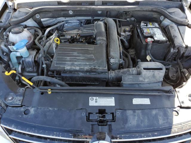 Photo 11 from auction – 2018 VOLKSWAGEN JETTA S with VIN 3VW2B7AJ1JM258381