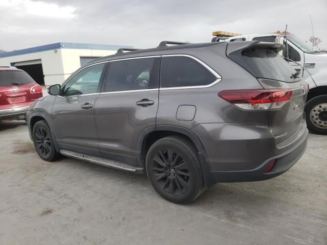 Photo 2 from auction – 2019 TOYOTA HIGHLANDER with VIN 5TDKZRFH6KS353892