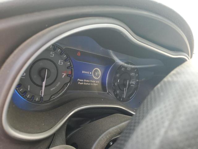 Photo 9 from auction – 2015 CHRYSLER 200 LIMITE with VIN 1C3CCCAB9FN621209