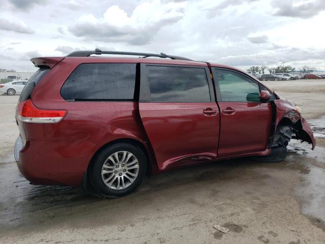 Photo 3 from auction – 2013 TOYOTA SIENNA XLE with VIN 5TDYK3DC6DS344812