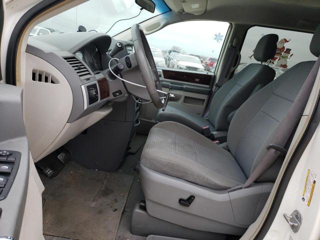 Photo 7 from auction – 2010 CHRYSLER TOWN & COU with VIN 2A4RR5D14AR284635