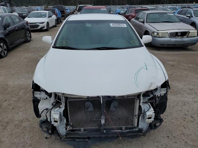 Photo 5 from auction – 2011 TOYOTA CAMRY BASE with VIN 4T4BF3EK5BR191396