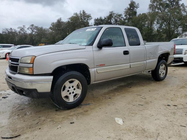 CHEVROLET SILVERADO 2006 with VIN 2GCEC19N061337606 - Photo from auction