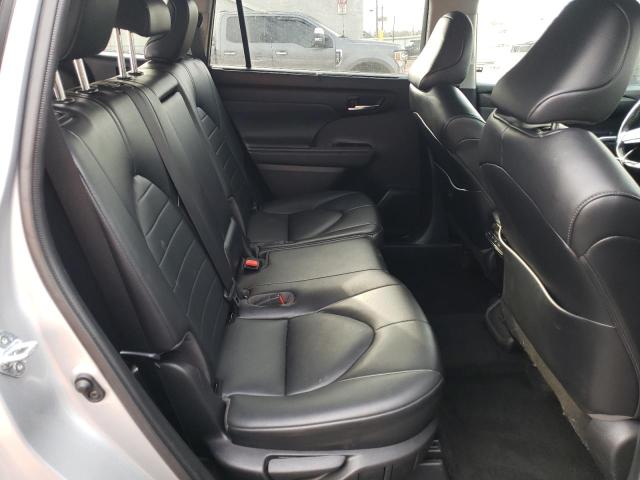 Photo 11 from auction – 2021 TOYOTA HIGHLANDER with VIN 5TDGZRBH9MS559061