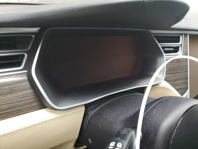 Photo 9 from auction – 2016 TESLA MODEL S with VIN 5YJSA1E22GF122831