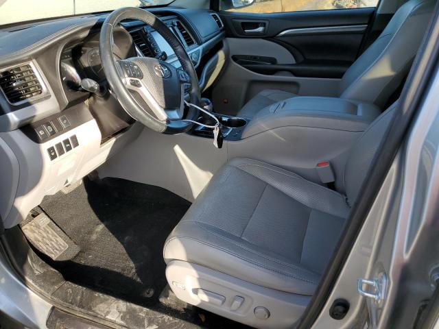 Photo 7 from auction – 2017 TOYOTA HIGHLANDER with VIN 5TDYZRFH2HS204964