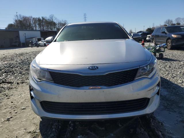 Photo 5 from auction – 2017 KIA OPTIMA LX with VIN 5XXGT4L35HG134337