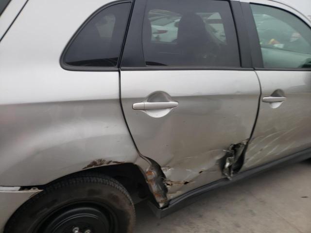 Photo 11 from auction – 2015 MITSUBISHI OUTLANDER with VIN 4A4AR3AU4FE052233