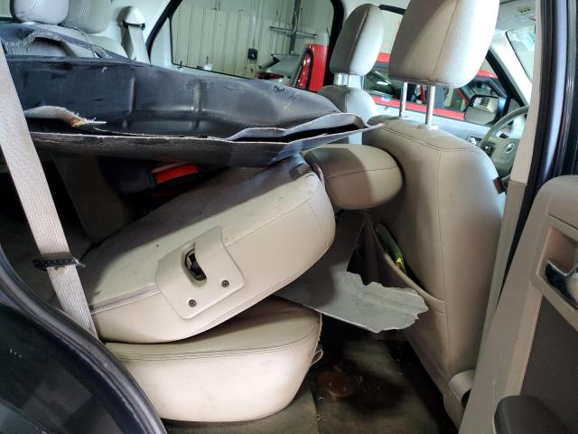 Photo 10 from auction – 2010 MERCURY MARINER PR with VIN 4M2CN9HGXAKJ10171