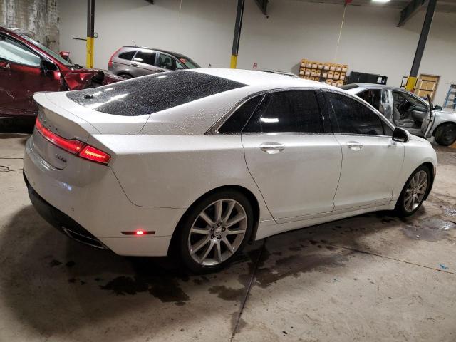 Photo 3 from auction – 2016 LINCOLN MKZ with VIN 3LN6L2J98GR618280