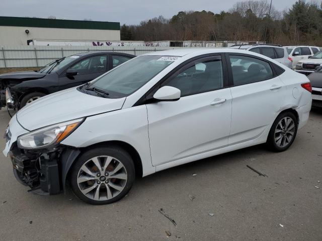 HYUNDAI ACCENT SE 2017 with VIN KMHCT4AE2HU282938 - Photo from auction