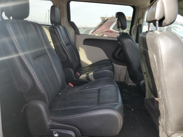 Photo 11 from auction – 2013 CHRYSLER TOWN & COU with VIN 2C4RC1BG4DR604046