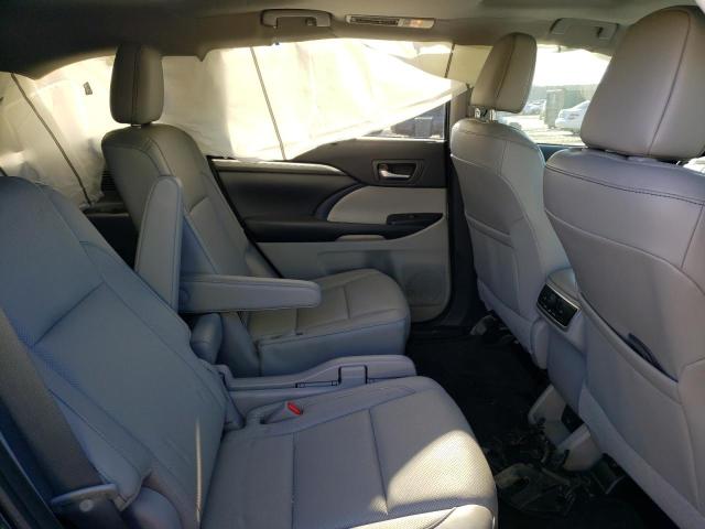 Photo 11 from auction – 2019 TOYOTA HIGHLANDER with VIN 5TDDZRFH7KS934908