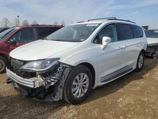 CHRYSLER PACIFICA T 2017 with VIN 2C4RC1BG9HR538616 - Photo from auction