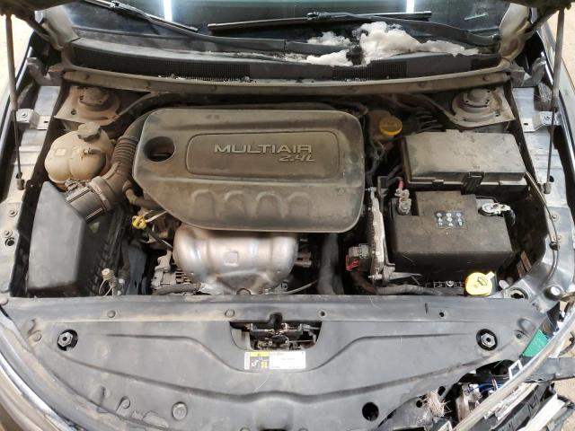 Photo 11 from auction – 2015 CHRYSLER 200 LIMITE with VIN 1C3CCCAB0FN612849