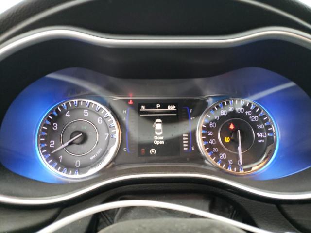 Photo 9 from auction – 2015 CHRYSLER 200 LIMITE with VIN 1C3CCCAB7FN685801