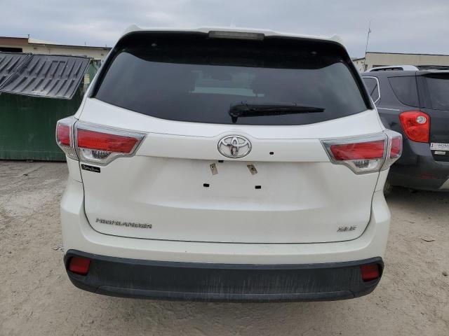 صورة رقم 6 من المزاد - 2015 TOYOTA HIGHLANDER مع VIN 5TDKKRFH3FS109580