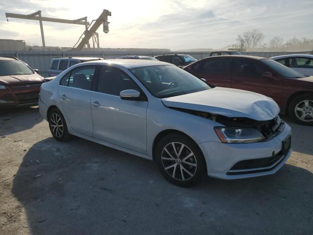 Photo 4 from auction – 2017 VOLKSWAGEN JETTA SE with VIN 3VWDB7AJ3HM312685