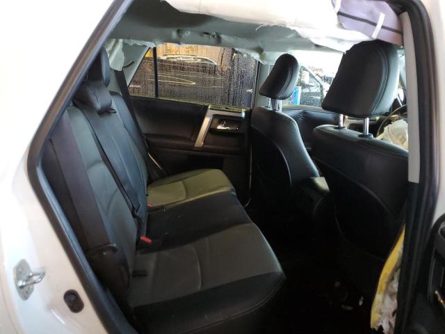 Photo 10 from auction – 2017 TOYOTA 4RUNNER SR with VIN JTEBU5JR1H5425289