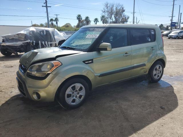 KIA SOUL 2013 with VIN KNDJT2A59D7533477 - Photo from auction