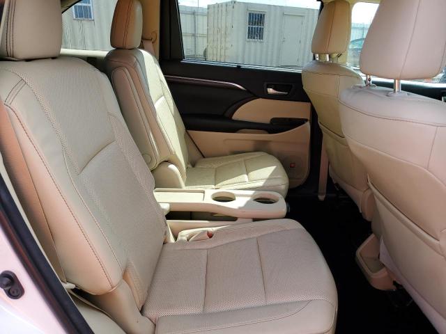 Photo 11 from auction – 2016 TOYOTA HIGHLANDER with VIN 5TDYKRFHXGS121589