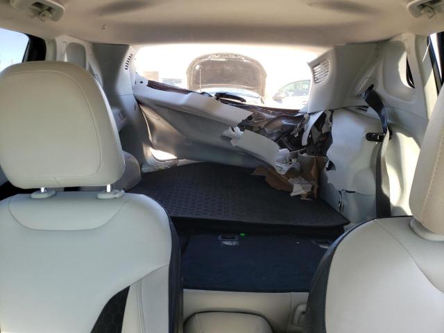 Photo 10 from auction – 2018 JEEP COMPASS LA with VIN 3C4NJDBB8JT112087